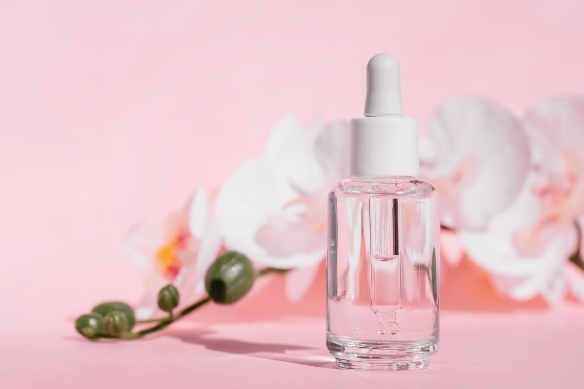 A skincare product with the ingredient Galactomyces.