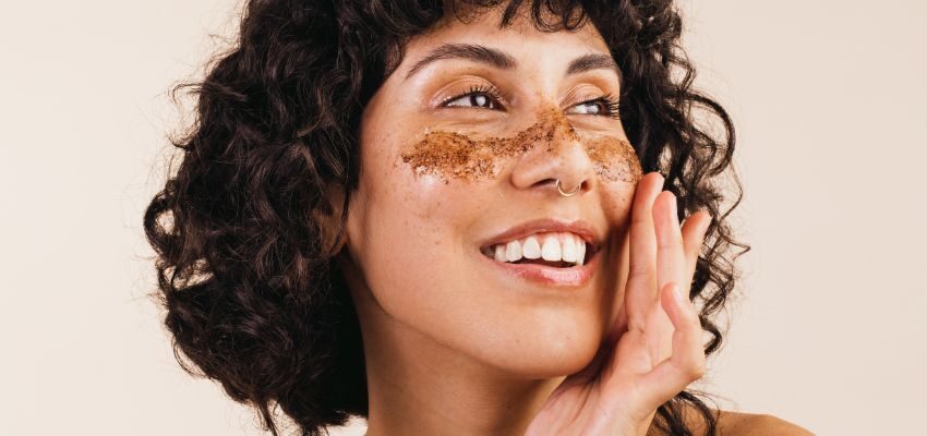 overExfoliated skin (1) The woman wants to treat overly exfoliated skin.