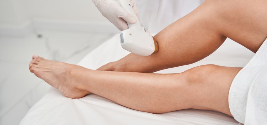 how-prepare-for-laser-hair-removal (2) The woman undergoes laser hair removal to have flawless legs.