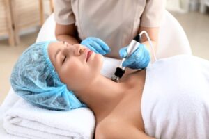 The woman tried a minimally invasive cosmetic procedure for her skin.